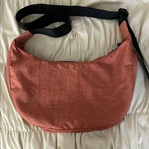 BAGGU Rust Medium Nylon Crescent Bag